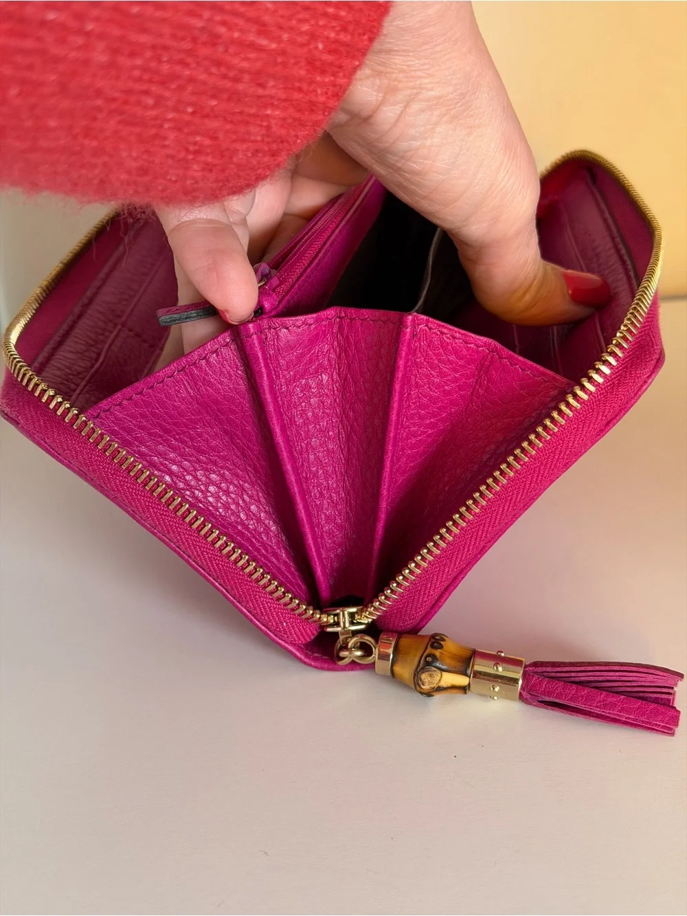 Gucci Bamboo Tassel Zip Around Wallet Pink Leather - Picture 13 of 13
